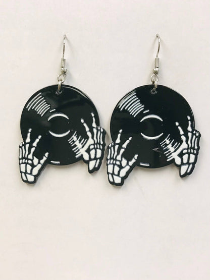 Vintage Phonograph Earrings – Acrylic Retro Jewelry 🎶