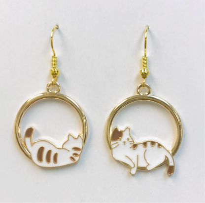 Cat Napping Earrings | Cute Acrylic Cat Lover Jewelry 🐱💤