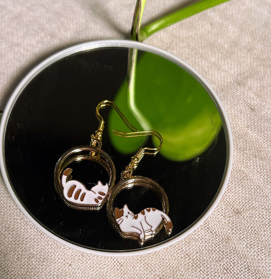 Cat Napping Earrings | Cute Acrylic Cat Lover Jewelry 🐱💤